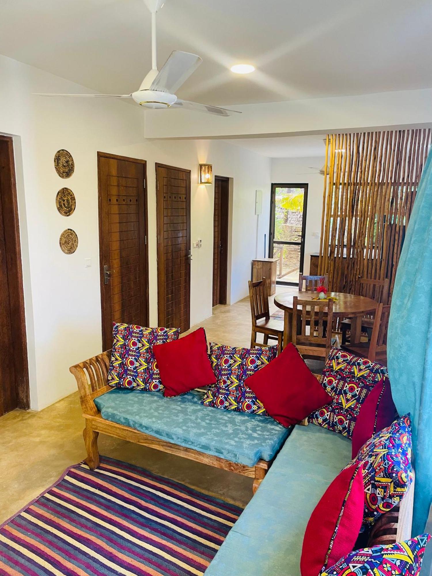 Sand Beach Boutique Villas Bwejuu Extérieur photo