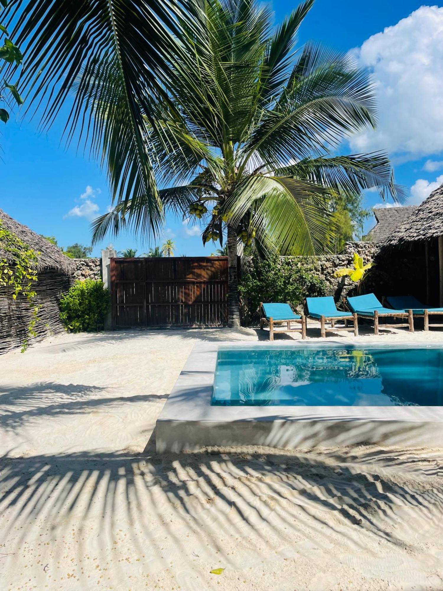 Sand Beach Boutique Villas Bwejuu Extérieur photo