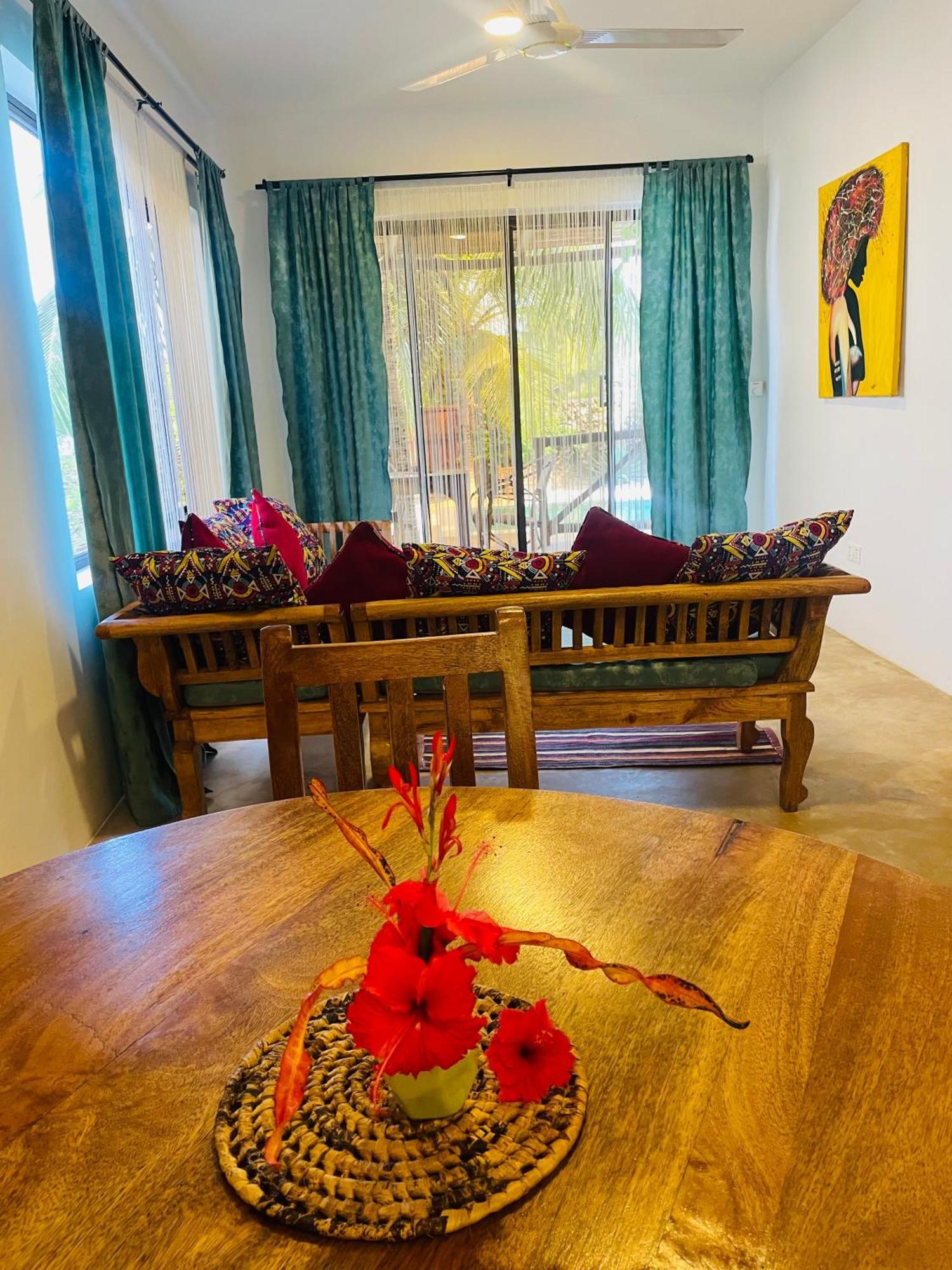 Sand Beach Boutique Villas Bwejuu Extérieur photo